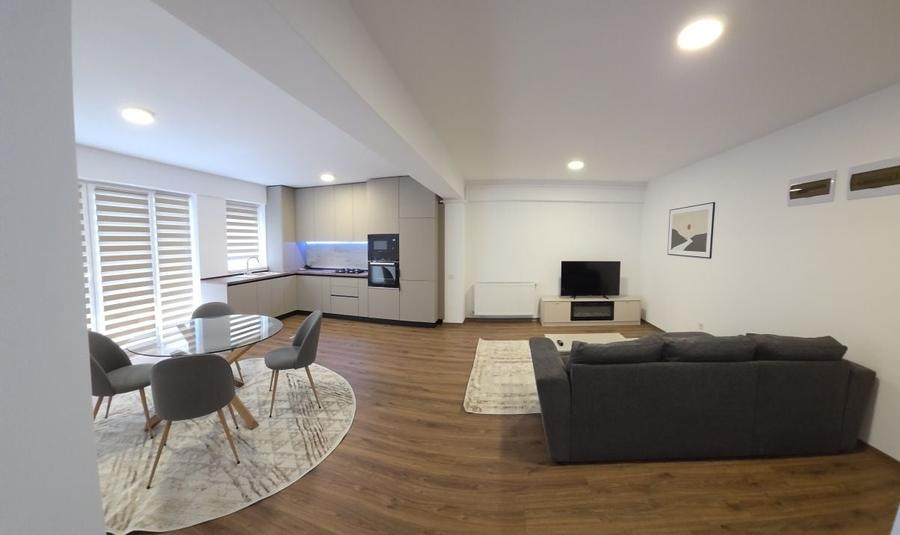 Apartament cu 2 camere decomandat în Triaj