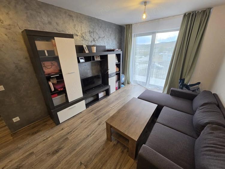 Apartament cu 2 camere decomandat în Cetate