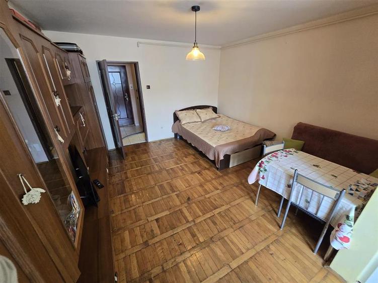 Garsonieră semidecomandată în Astra