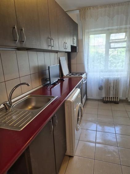 Apartament cu 2 camere decomandat în Militari