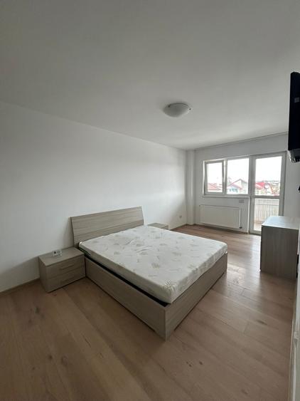 Apartament cu 2 camere decomandat în Sud