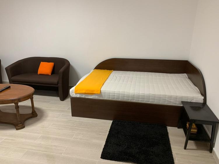 Garsonieră decomandată, mobilată în Lujerului