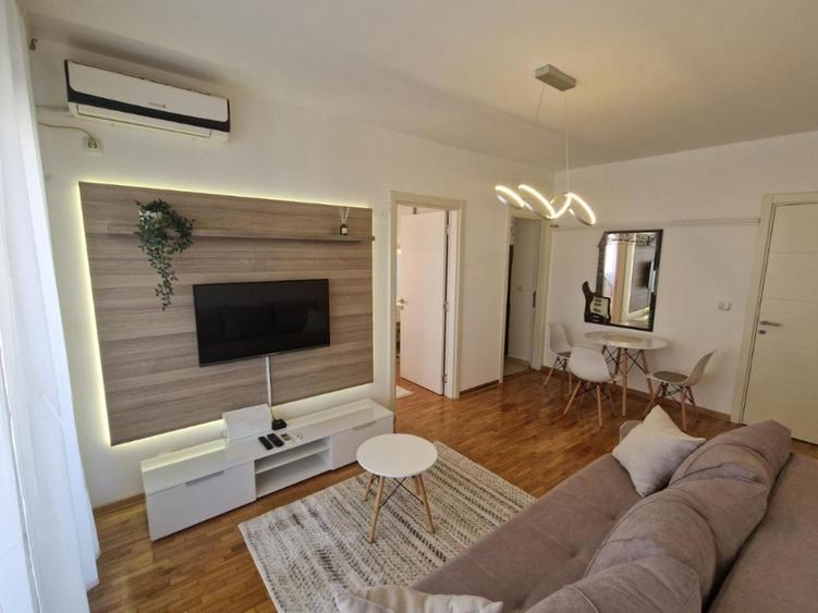 Apartament cu 2 camere decomandat în Bartolomeu