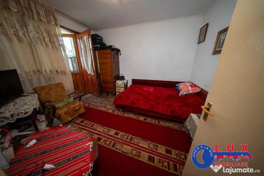 Apartament cu 3 camere semidecomandat în Ultracentral