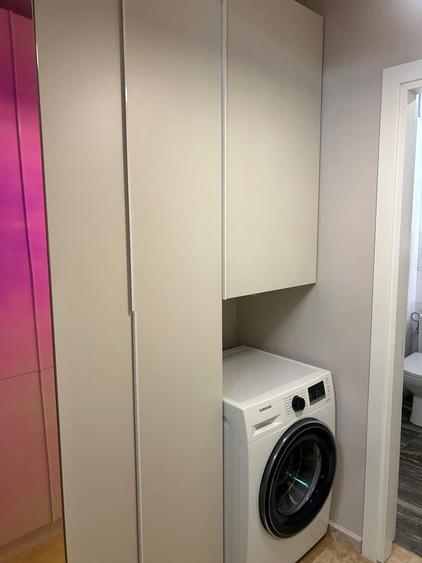 Apartament cu 2 camere decomandat, mobilat în Far