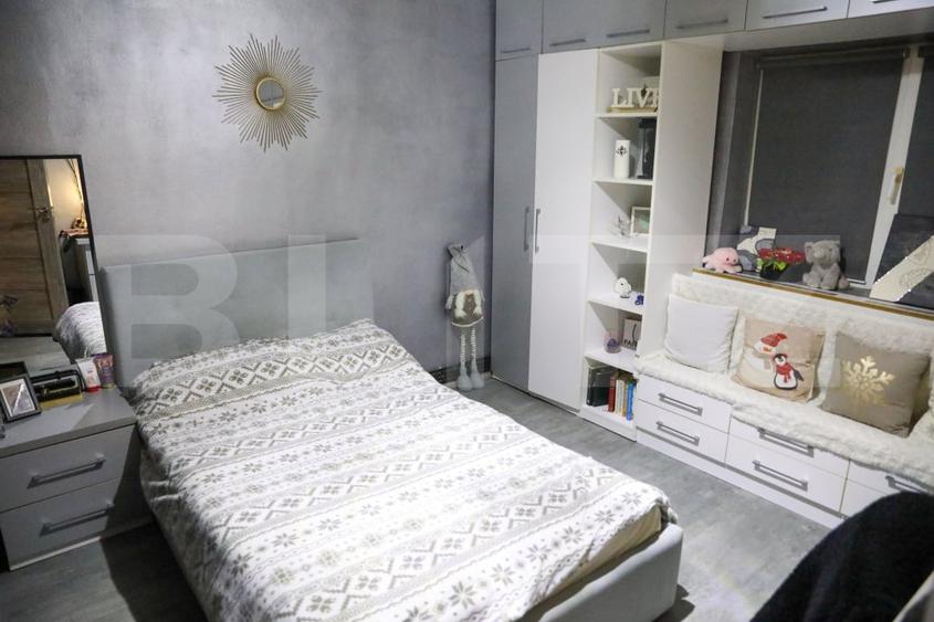 Apartament cu 3 camere semidecomandat, mobilat în Cornitoiu