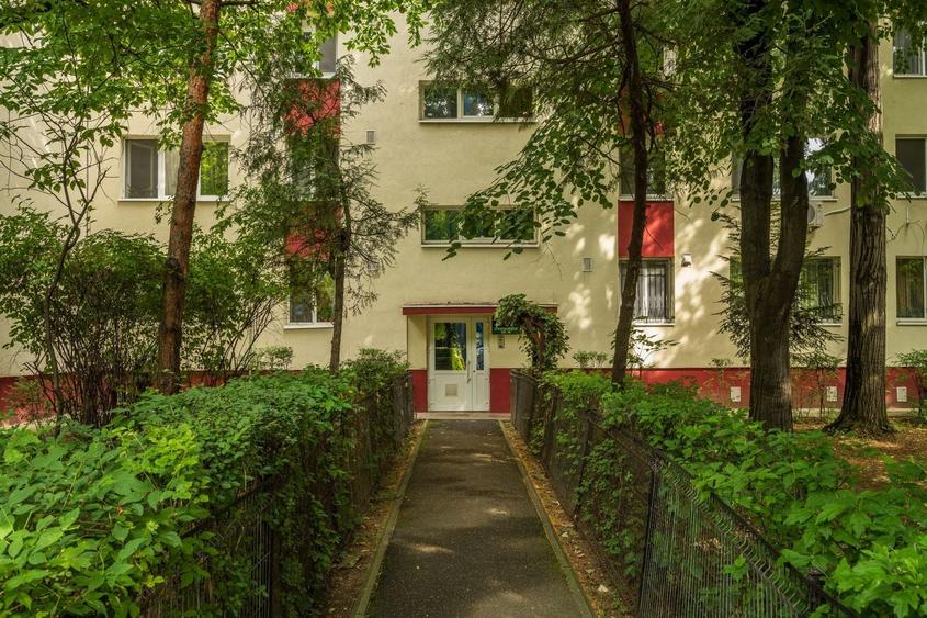 Berceni - Resita | ap 4 camere dec | 3/4 - 22