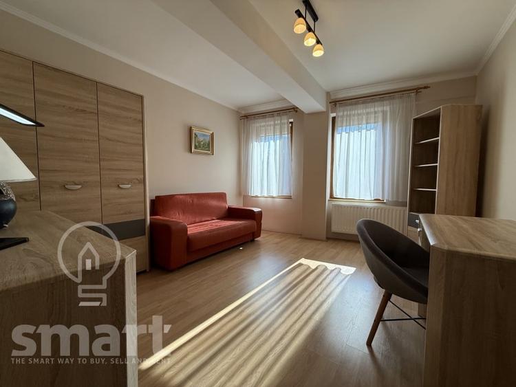Apartament cu 3 camere semidecomandat, mobilat în Gheorgheni
