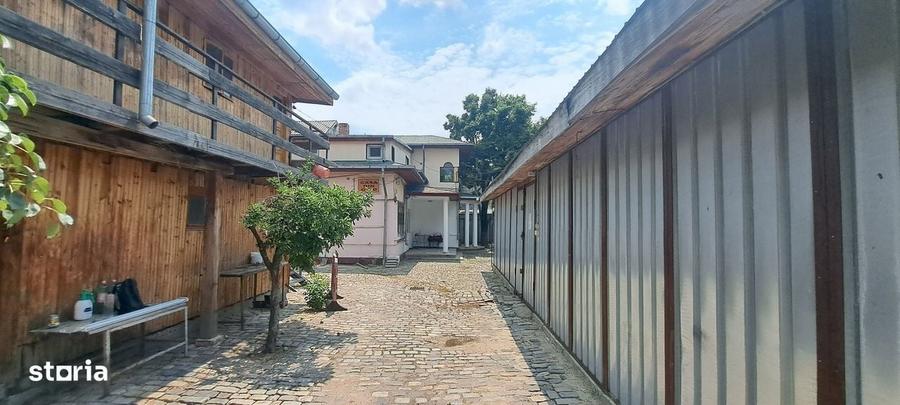 Casă cu 4 camere în Alexandriei