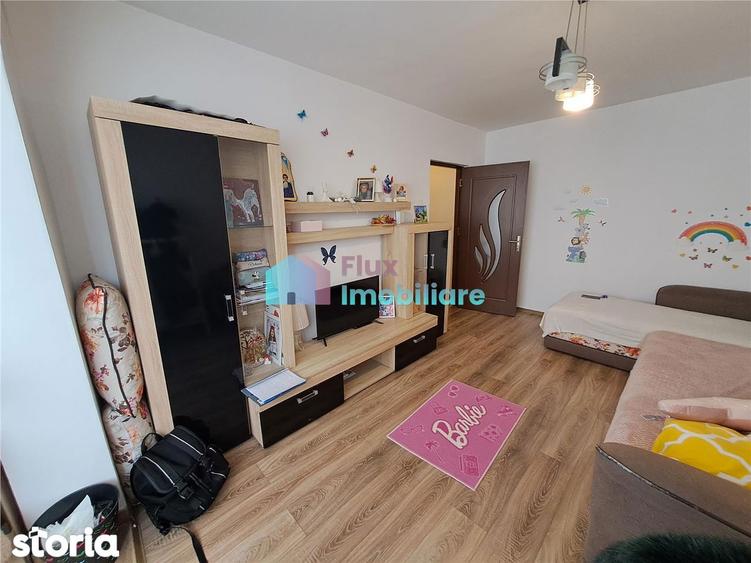 Apartament cu 2 camere decomandat în Precista