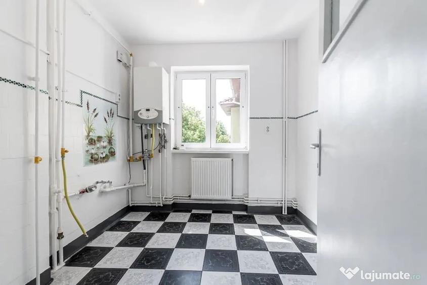Apartament cu 2 camere semidecomandat în Ultracentral
