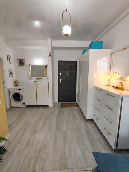 Apartament cu 2 camere mobilat și utilat, vedere la mare - 4