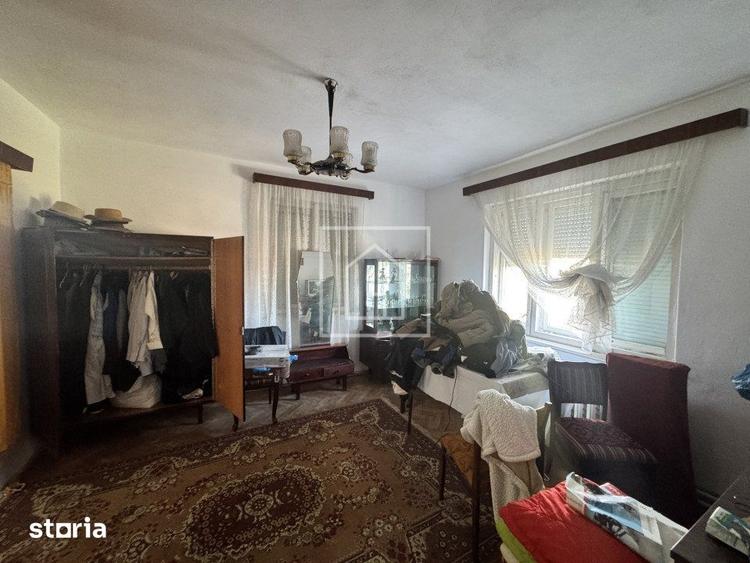 Casă cu 4 camere cu Canalizare în Valea Aurie