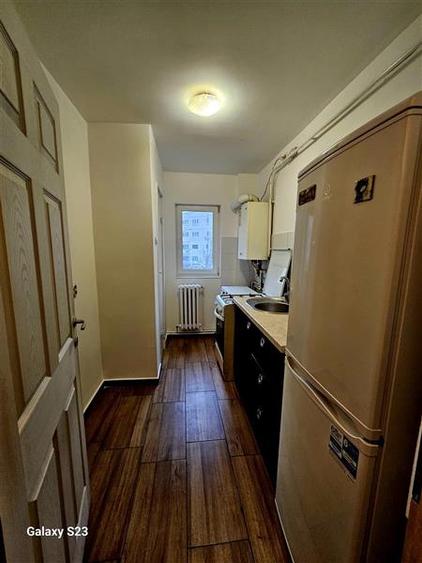 Apartament cu 2 camere semidecomandat în Aeroport