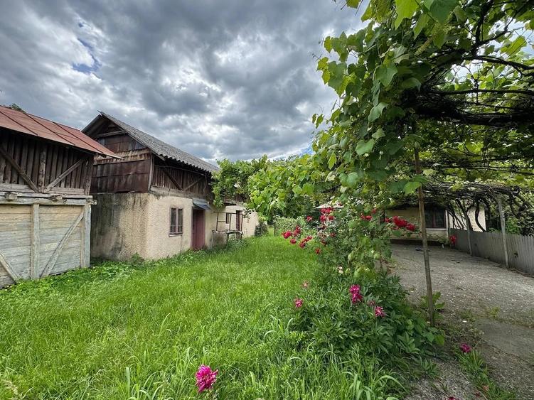 Casa cu teren 1.300 mp de vanzare Con?e?ti, Dambovi?a Deschidere la ?oseaua principala - 3