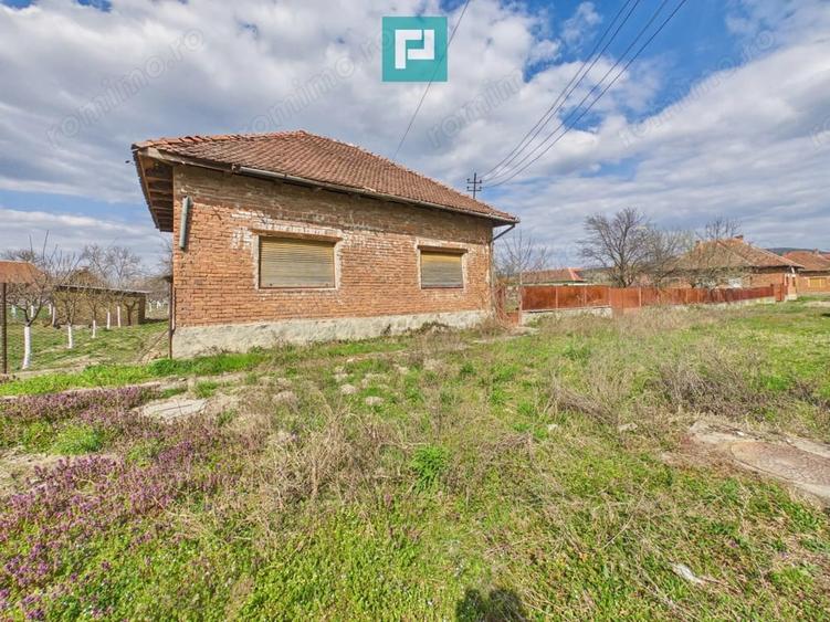 Casa cu teren de 1800 mp, in Buteni, Arad - 16