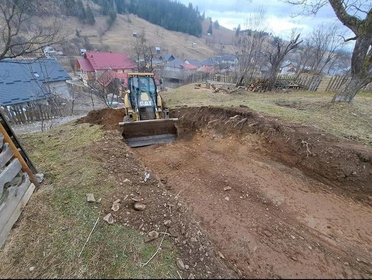 Teren Construcții intravilan de 1200 mp, în Sadova