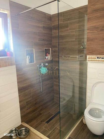 Casă cu 4 camere în Dezmir