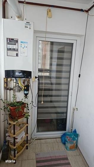 Apartament cu 2 camere decomandat în Rovine