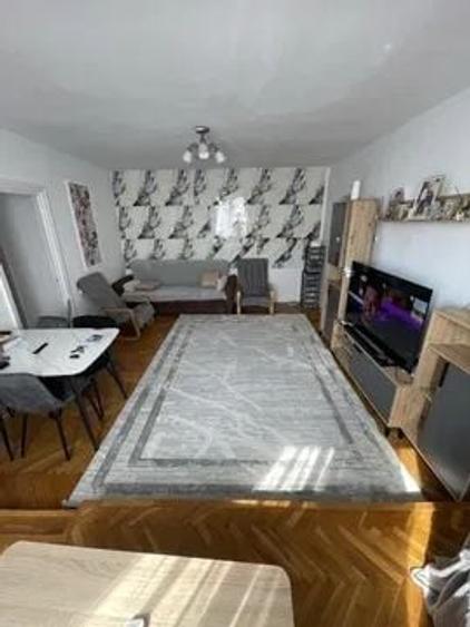 Apartament cu 3 camere decomandat, mobilat în Giulești