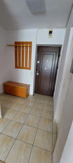 Garsonieră decomandată în Gruia