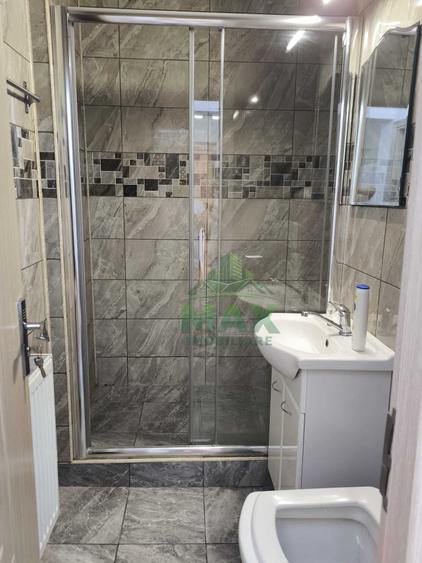 Apartament cu 2 camere decomandat în Malu Roșu