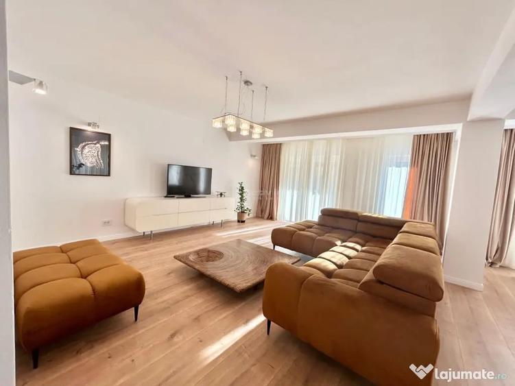 Casă cu 4 camere cu Teren 178 Mp în Central