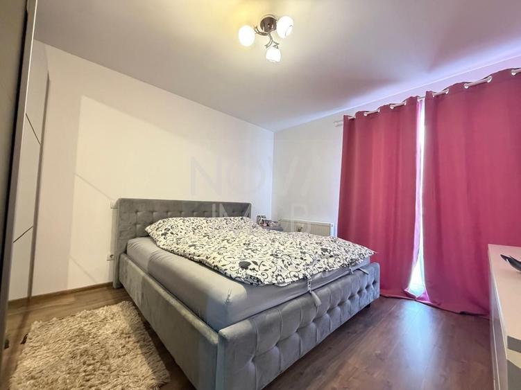 Apartament cu 3 camere semidecomandat, mobilat în Șelimbăr