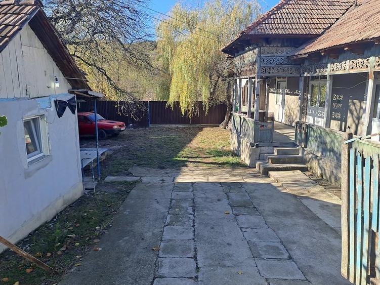 Vand casa in comuna Cungrea olt 40000euro - 4