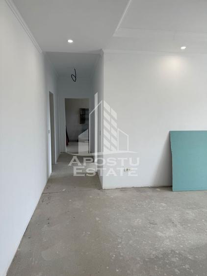 Apartament cu 3 camere decomandat în Moșnița Nouă