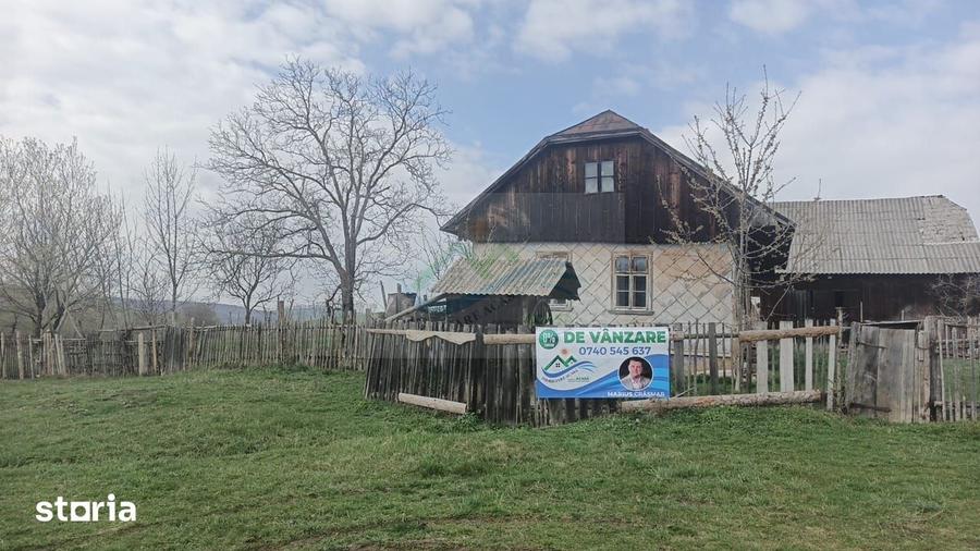 Casă cu 2 camere cu Teren 2700 Mp în Ilișești