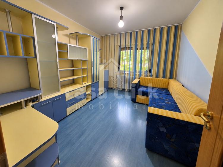 Apartament cu 3 camere decomandat în I. C. Frimu