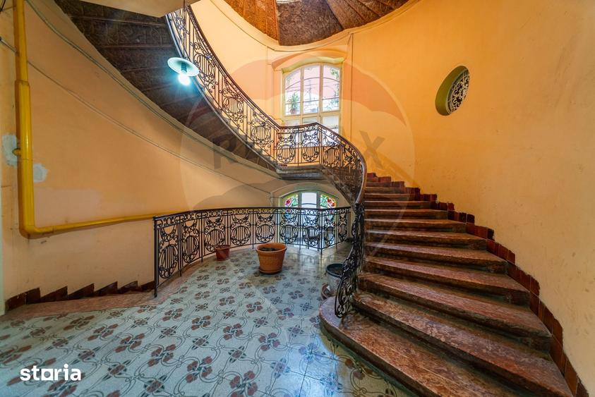 Apartament cu 2 camere, mobilat în Central