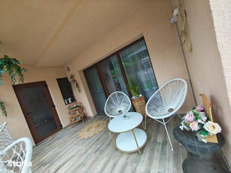 Casă cu 4 camere cu Teren 365 Mp în Florești