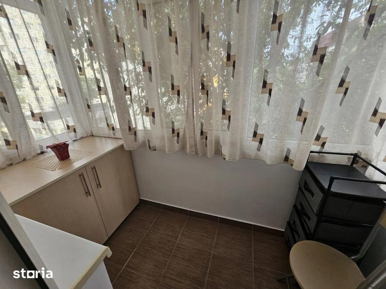 Apartament 3 camere, semidecomandat, 65 mp, aer conditionat, balcon, Inel 2 - 10