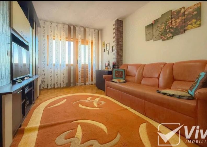 Apartament cu 4 camere decomandat în Păcurari