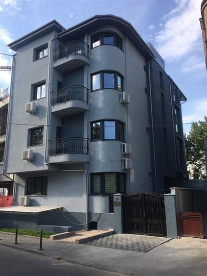Birou, de 130 mp, în Unirii