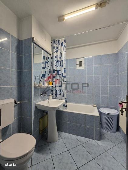 Etaj 2 - Dacia 2 camere decomandat, geam la baie, liber - 7