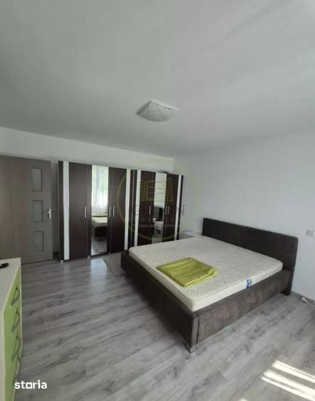 Apartament cu 4 camere decomandat în Bartolomeu