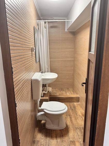 Apartament cu 4 camere decomandat în Unirii Sud