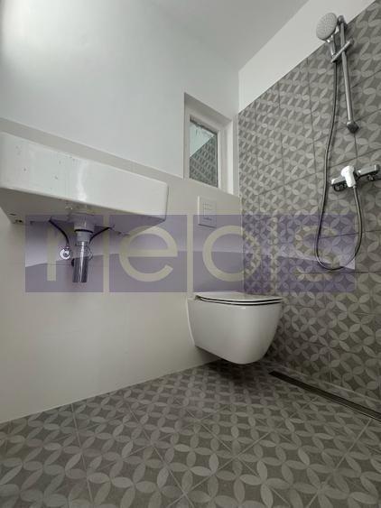 Casă individuală cu 6 camere cu Canalizare în Iancului