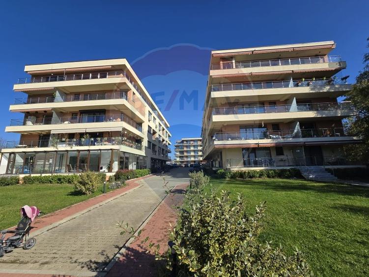Apartament cu 3 camere semidecomandat, mobilat în Snagov