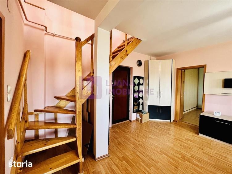 Apartament cu 3 camere în Vasile Aaron