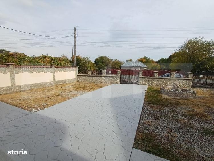 Casă cu 4 camere în Bârsești