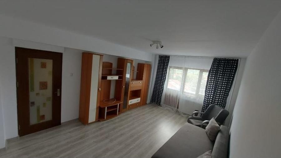 Garsonieră decomandată, mobilată în Ultracentral