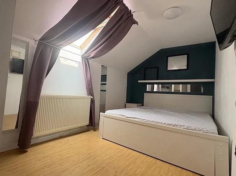 Inchiriez apartament et 4 - 2