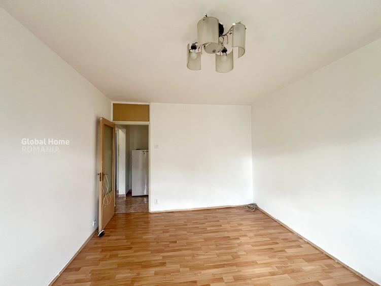 Garsonieră decomandată în Tineretului