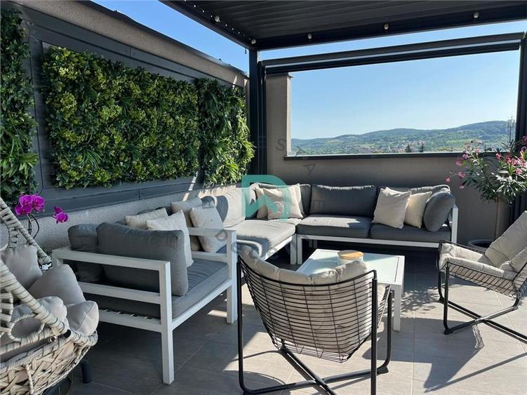 Apartament cu 3 camere decomandat, mobilat în Lazaret