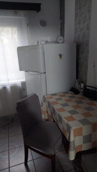 Garsonieră decomandată în Petros
