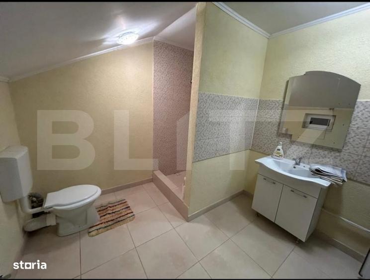 Casă cu 4 camere în Șișești